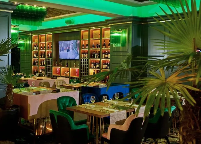 Address 23 - Palace Of Parliament Area * ブカレスト